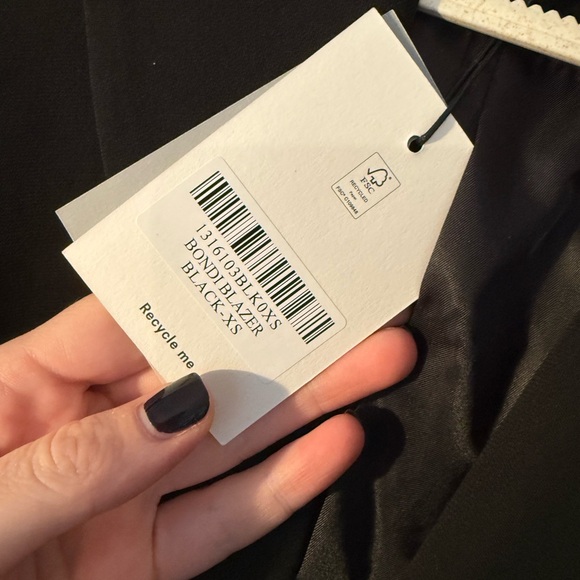 Reformation Black Blazer - Picture 4 of 5